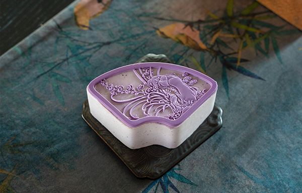 蘭（慕斯蛋糕）